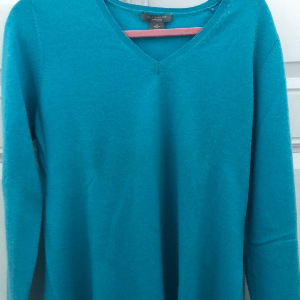 Cashmere sweater